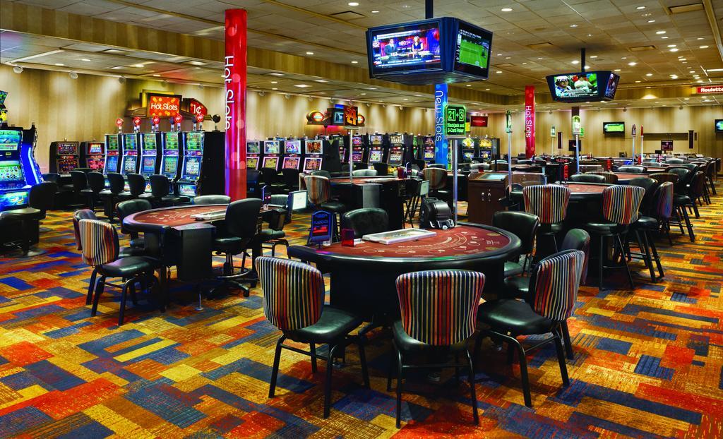Ameristar Casino Hotel East Chicago Bagian luar foto