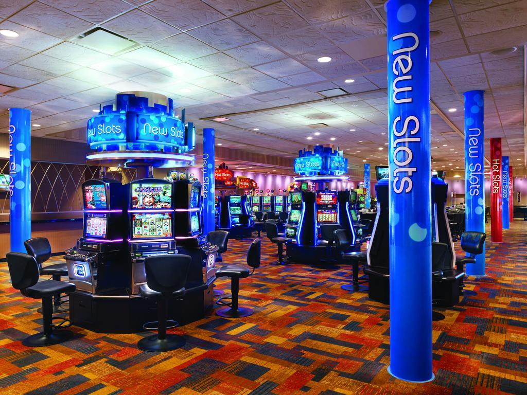 Ameristar Casino Hotel East Chicago Bagian luar foto